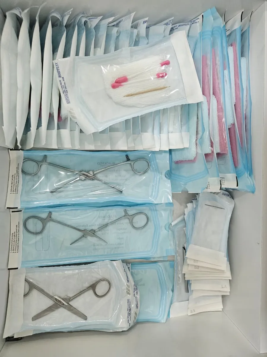 Materiais esterilizados em embalagens lacradas